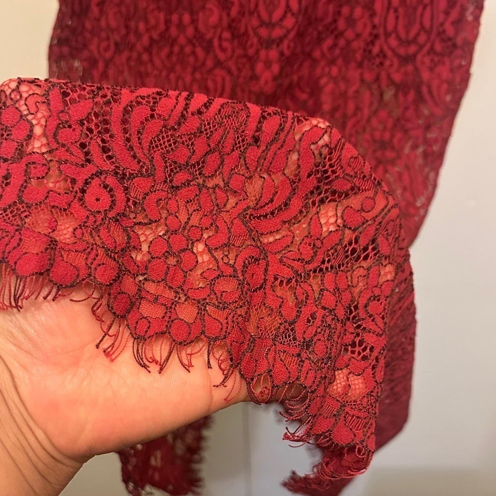 4SI3NNA Burgundy Lace Midi Dress - Picture 7 of 9